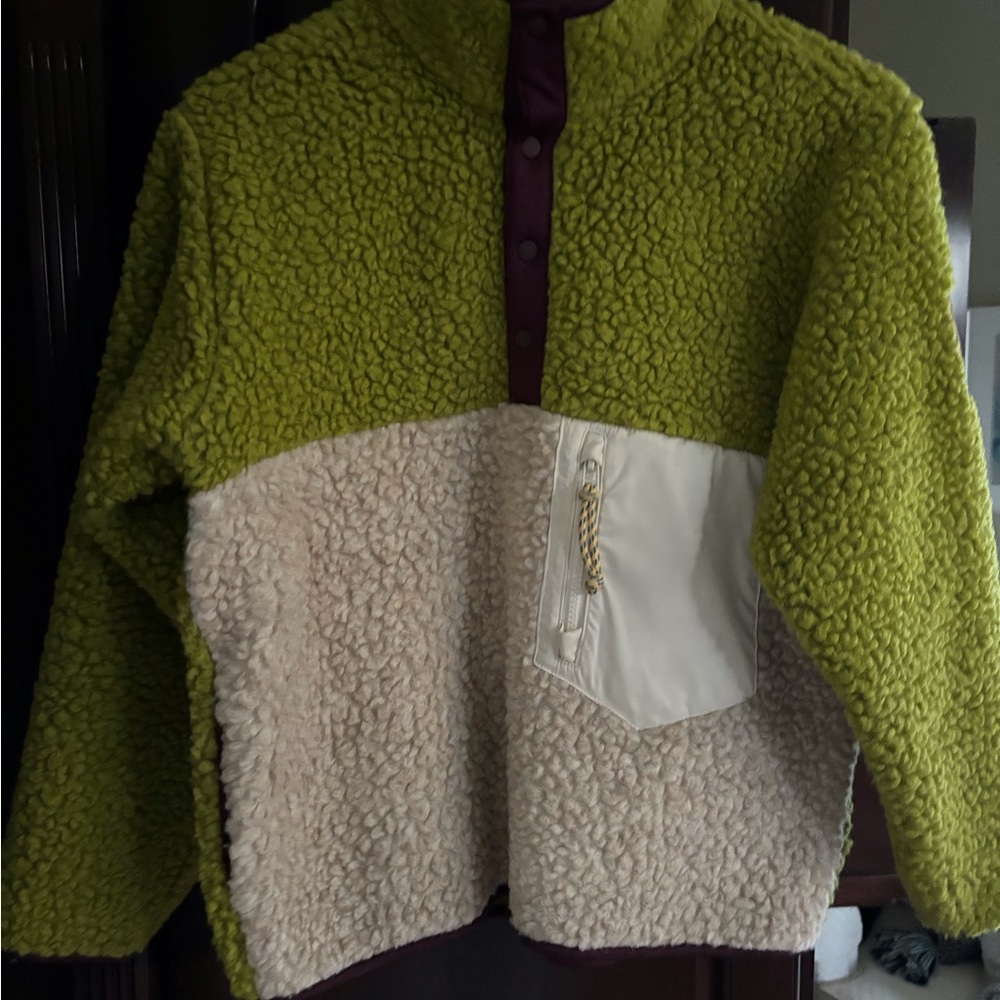 Tory Burch Sherpa Jacket. S - Picture 3 of 7
